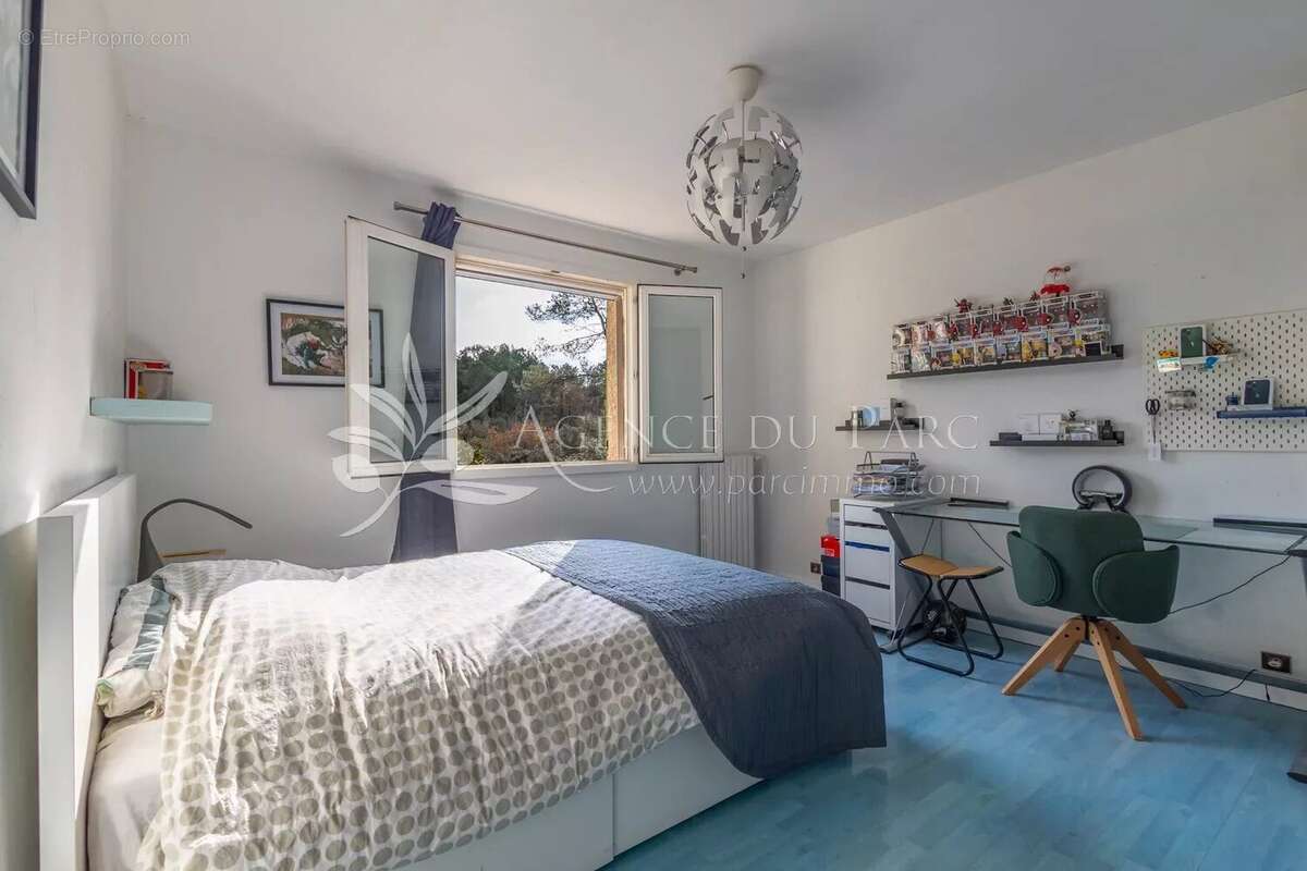 Maison à ROQUEFORT-LES-PINS