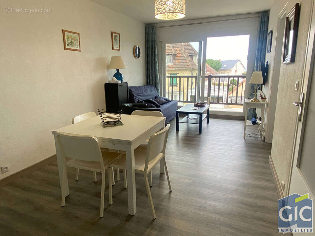 Appartement à MERVILLE-FRANCEVILLE-PLAGE