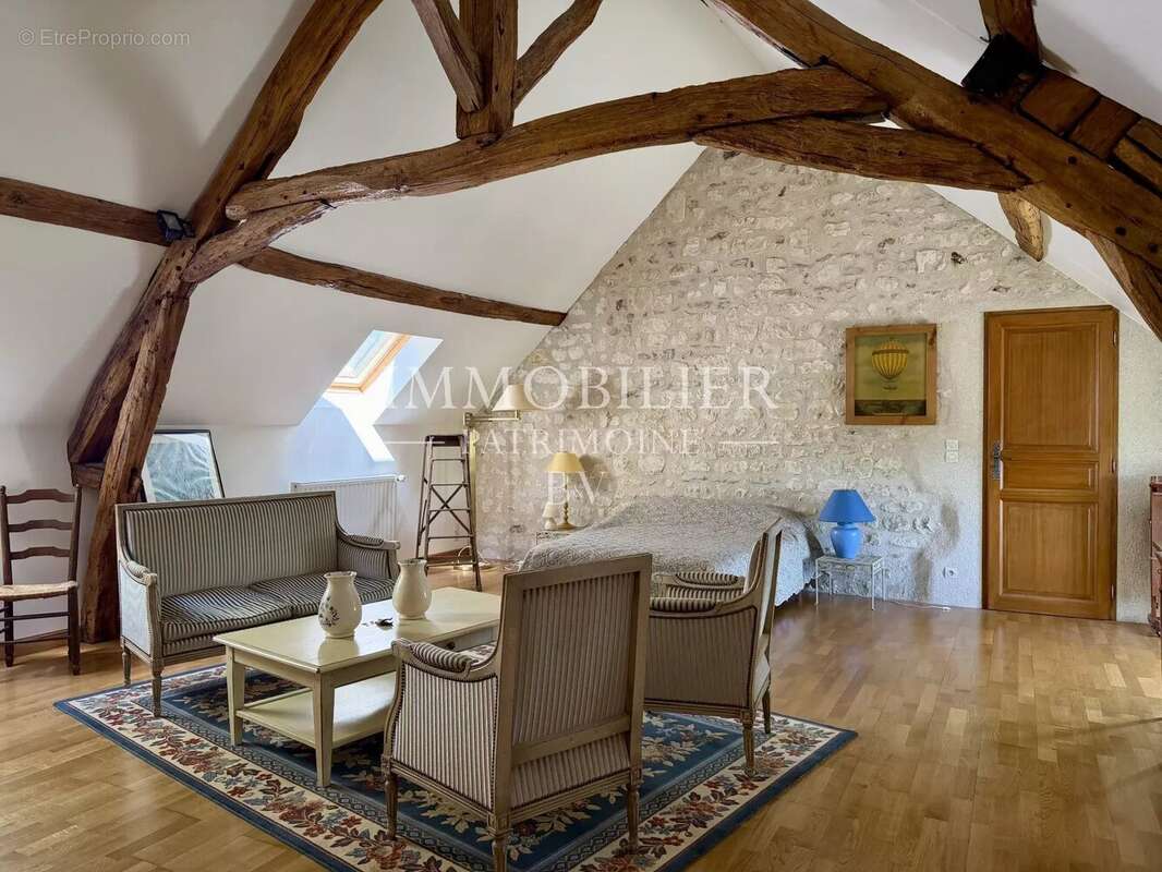 Maison à VILLENTROIS