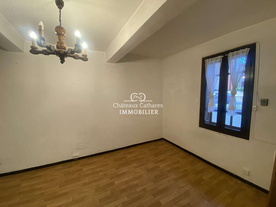 Salon - Maison à RASIGUERES