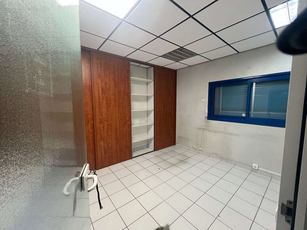 Commerce à ROUSSILLON