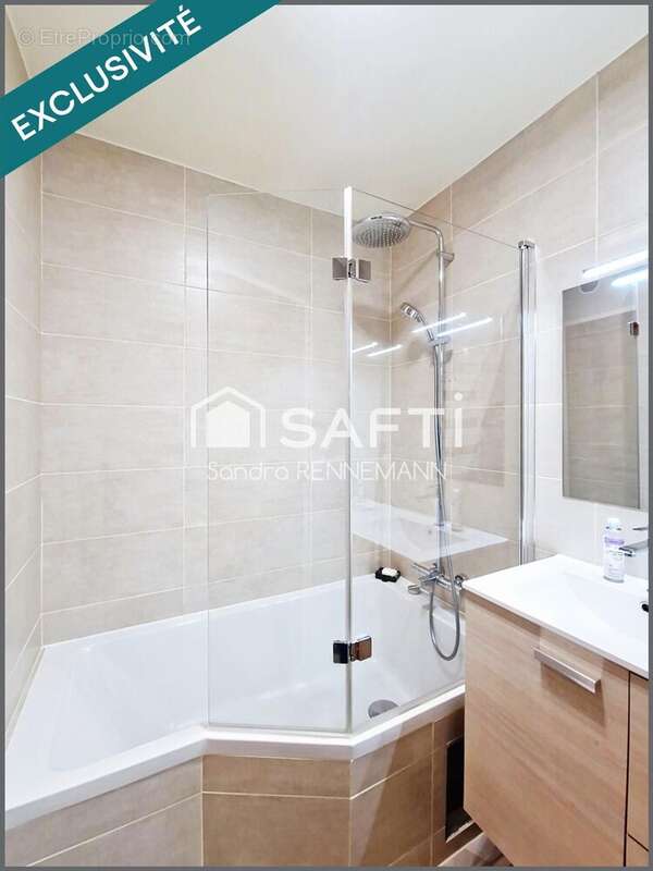 Photo 8 - Appartement à COURBEVOIE