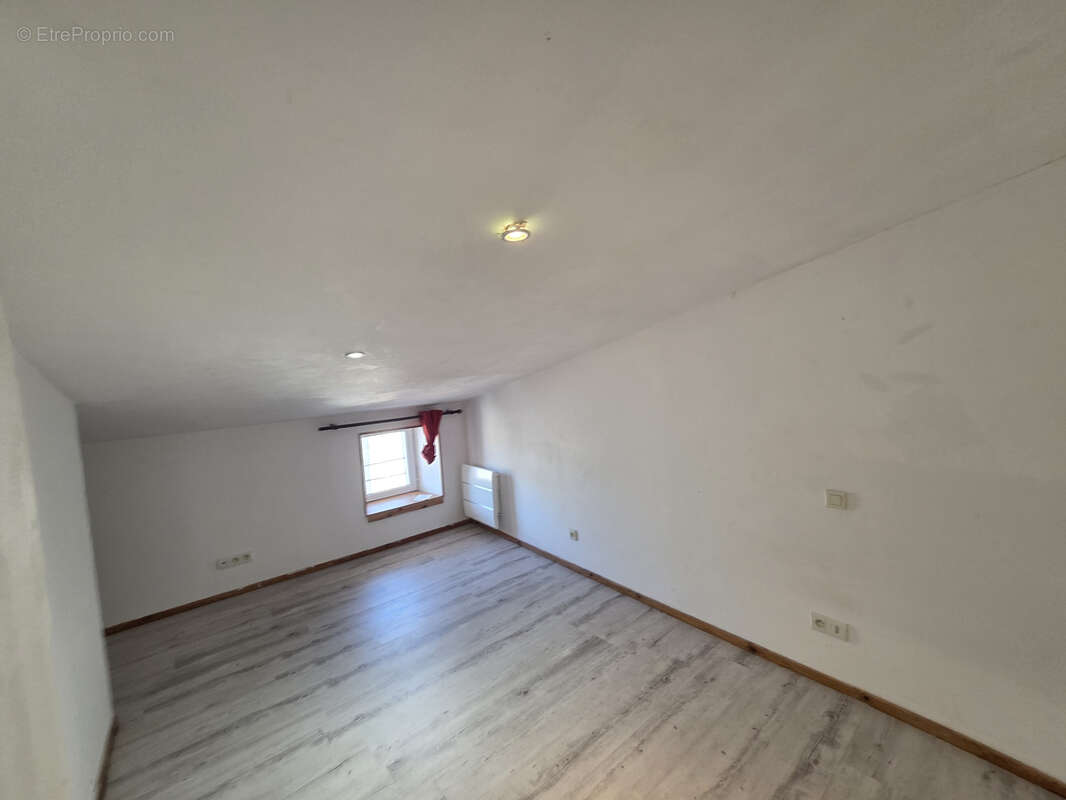 Maison à CHATEAUNEUF-SUR-CHARENTE