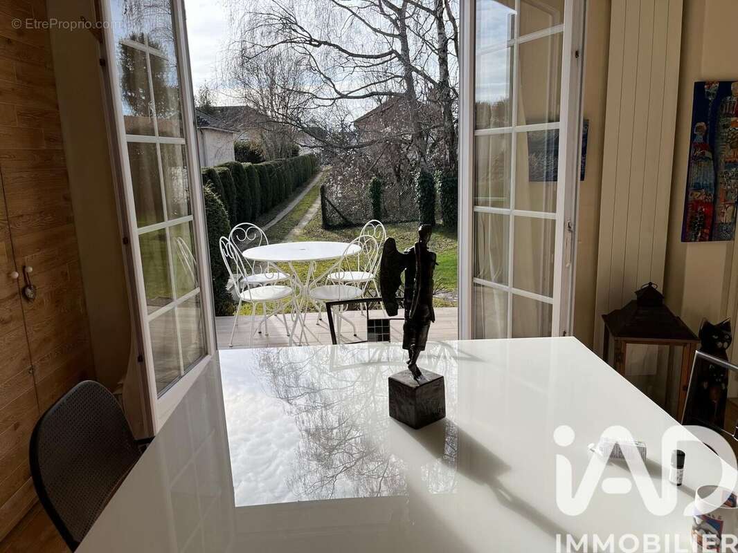 Photo 7 - Maison à SAINT-JULIEN-LES-VILLAS