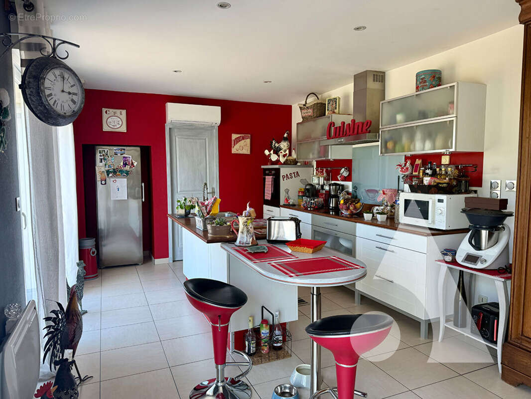 Maison à MONTIGNY-LES-MONTS