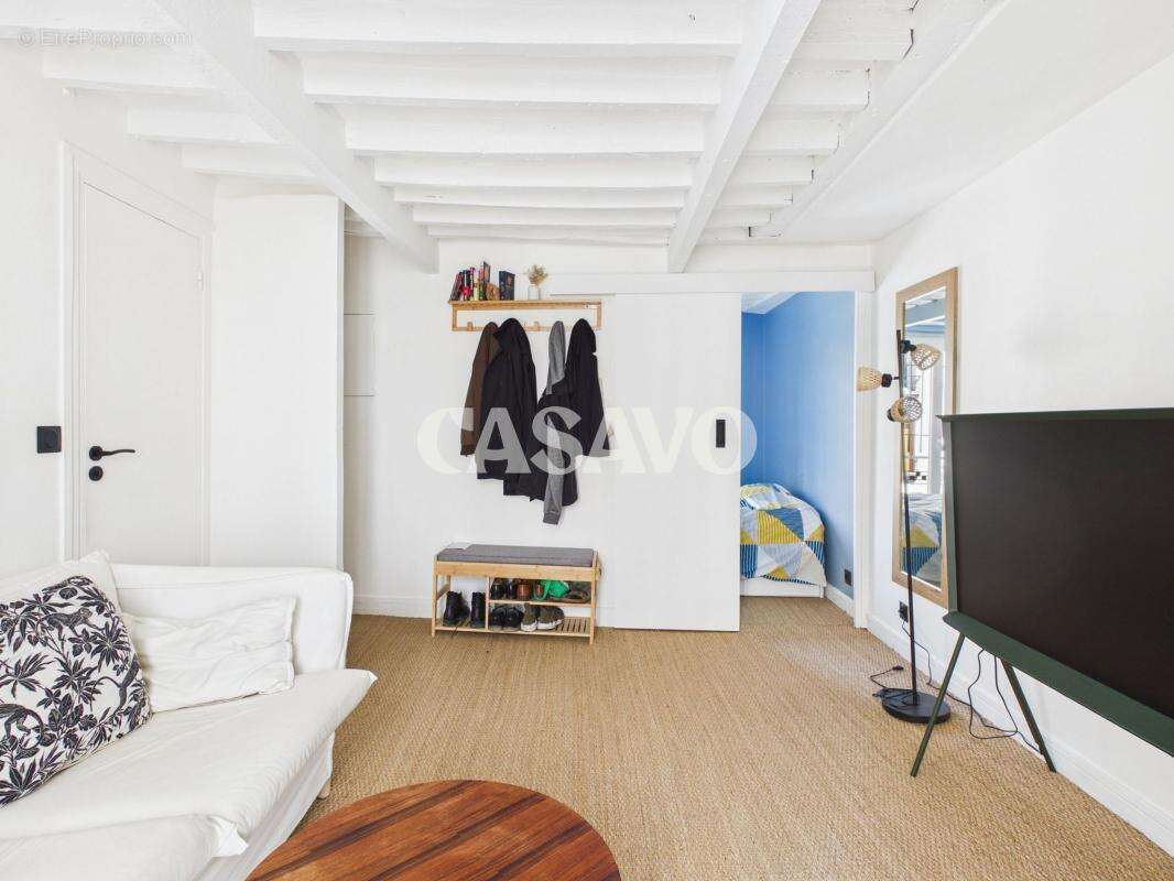 Appartement à PARIS-14E