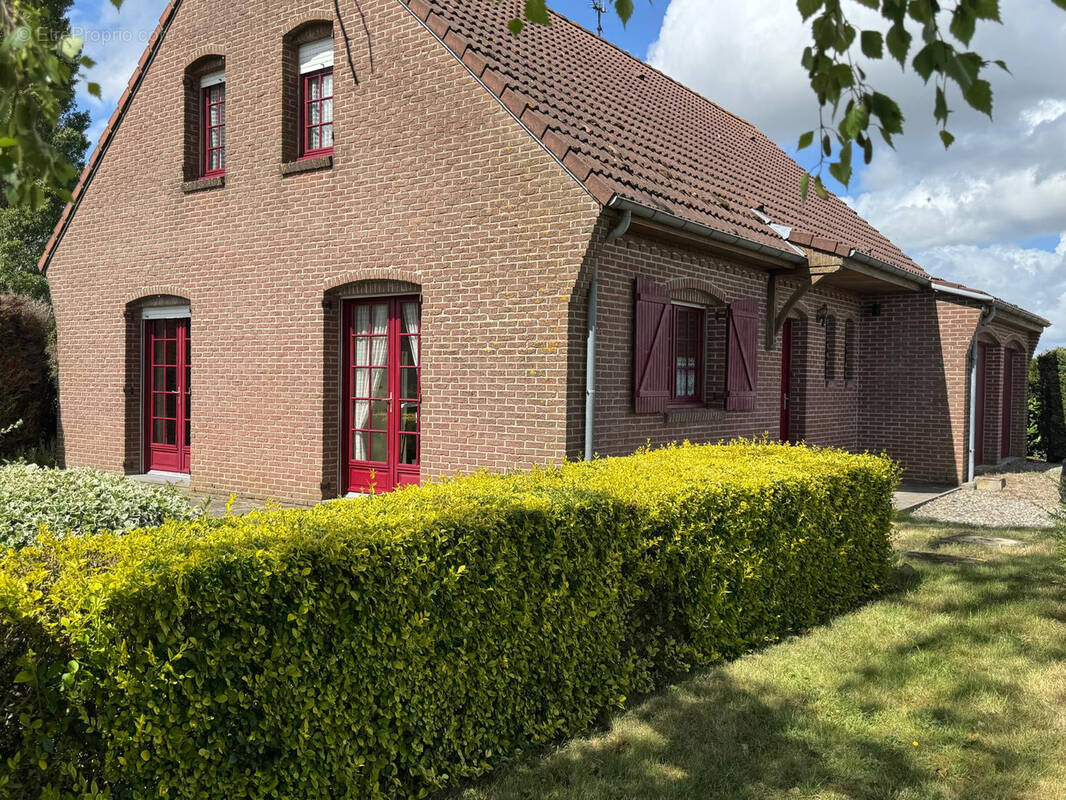 Maison à ERQUINGHEM-LYS