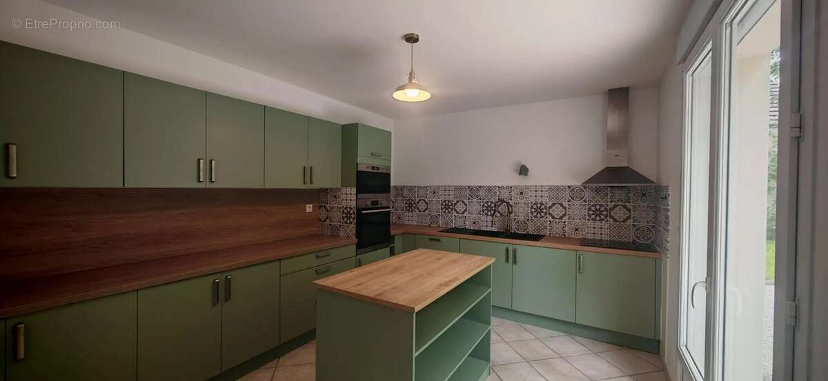 Saint André Les Vergers - Maison familiale de 131m2 sur 975m - photo 6