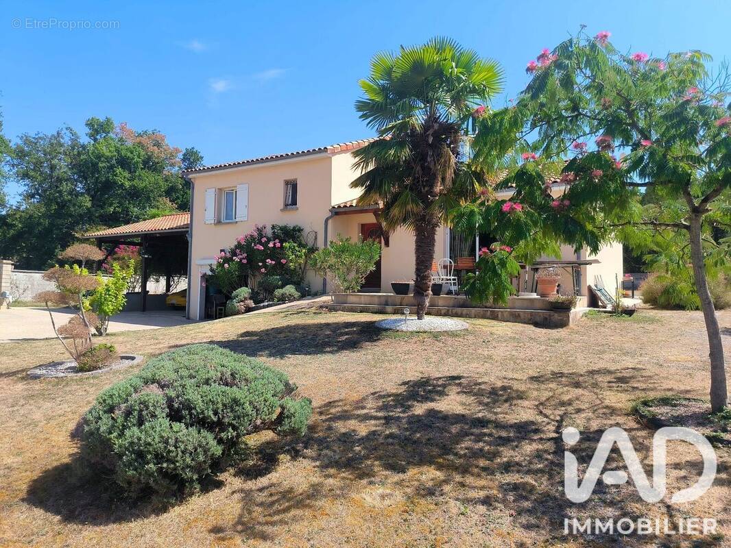 Photo 1 - Maison à MONTAMISE