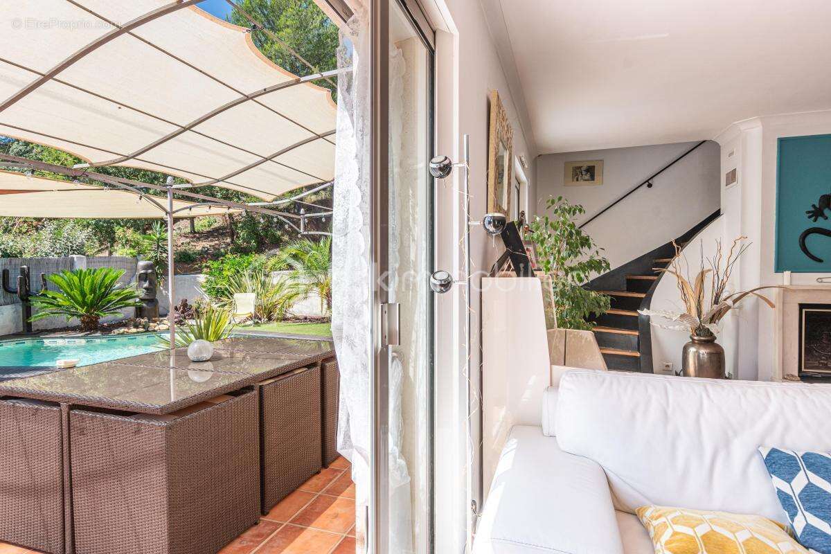 Maison à HYERES