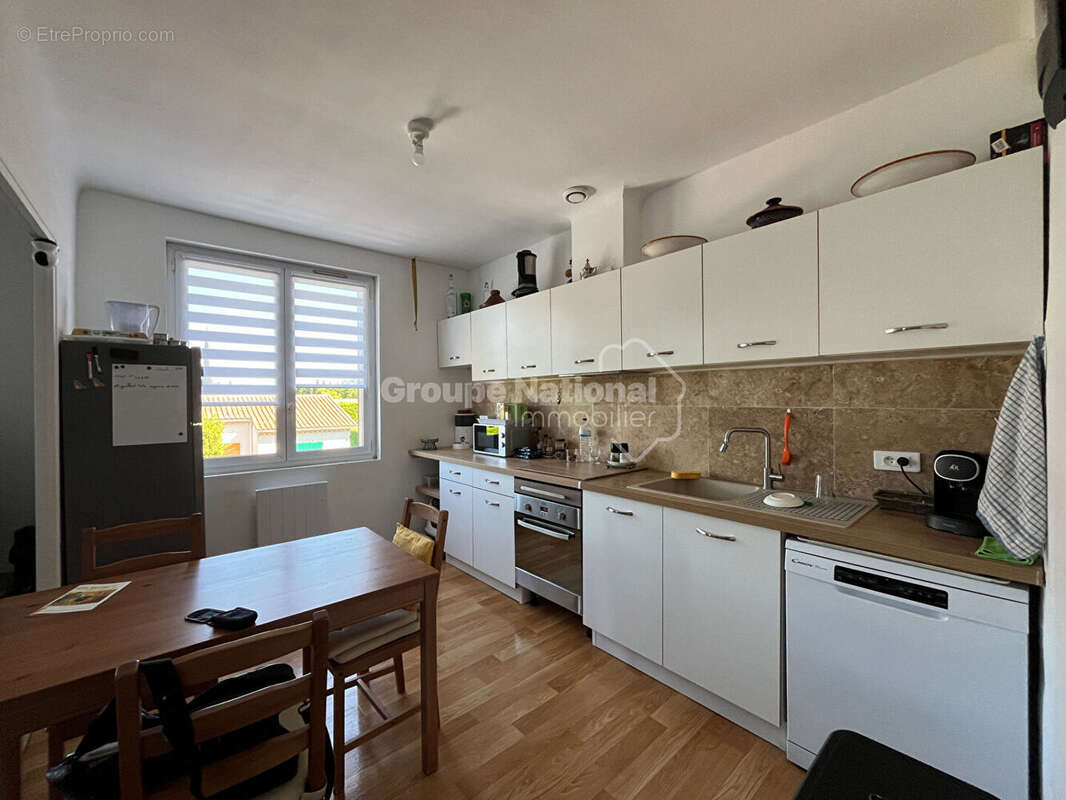 Appartement à NOVES