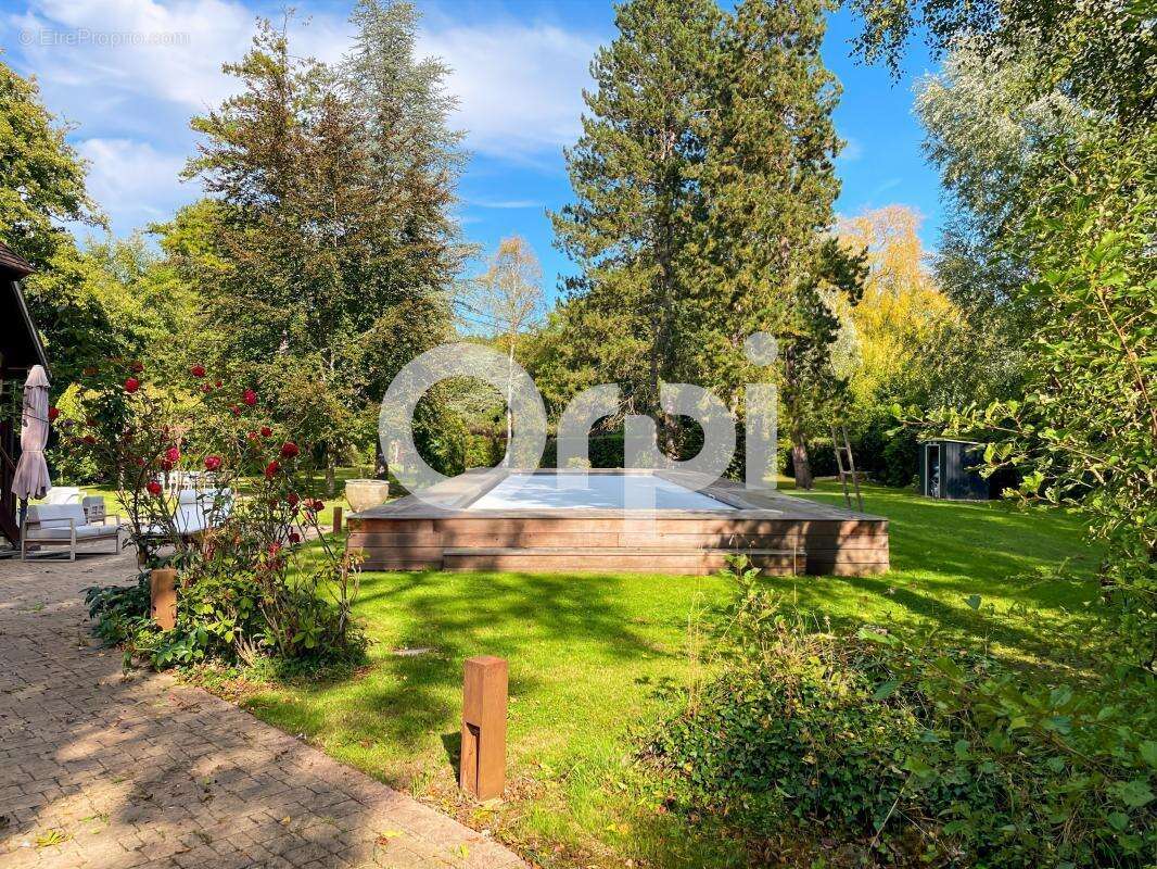 Maison à TOURNEVILLE