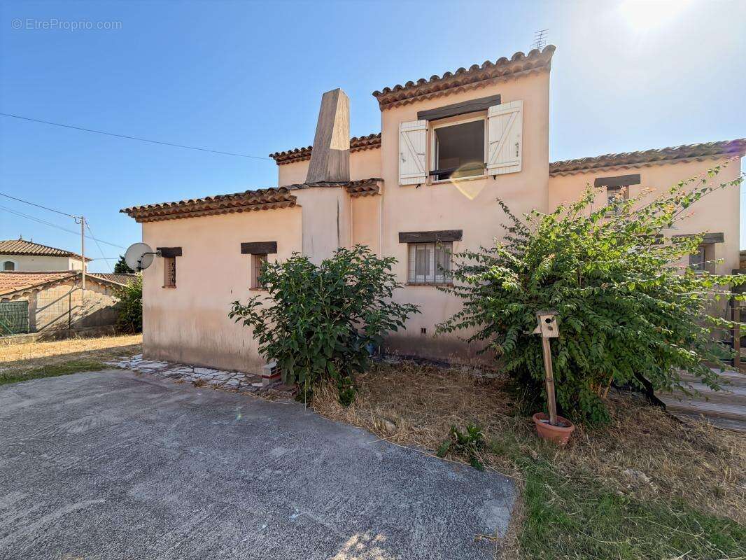 Maison à FREJUS