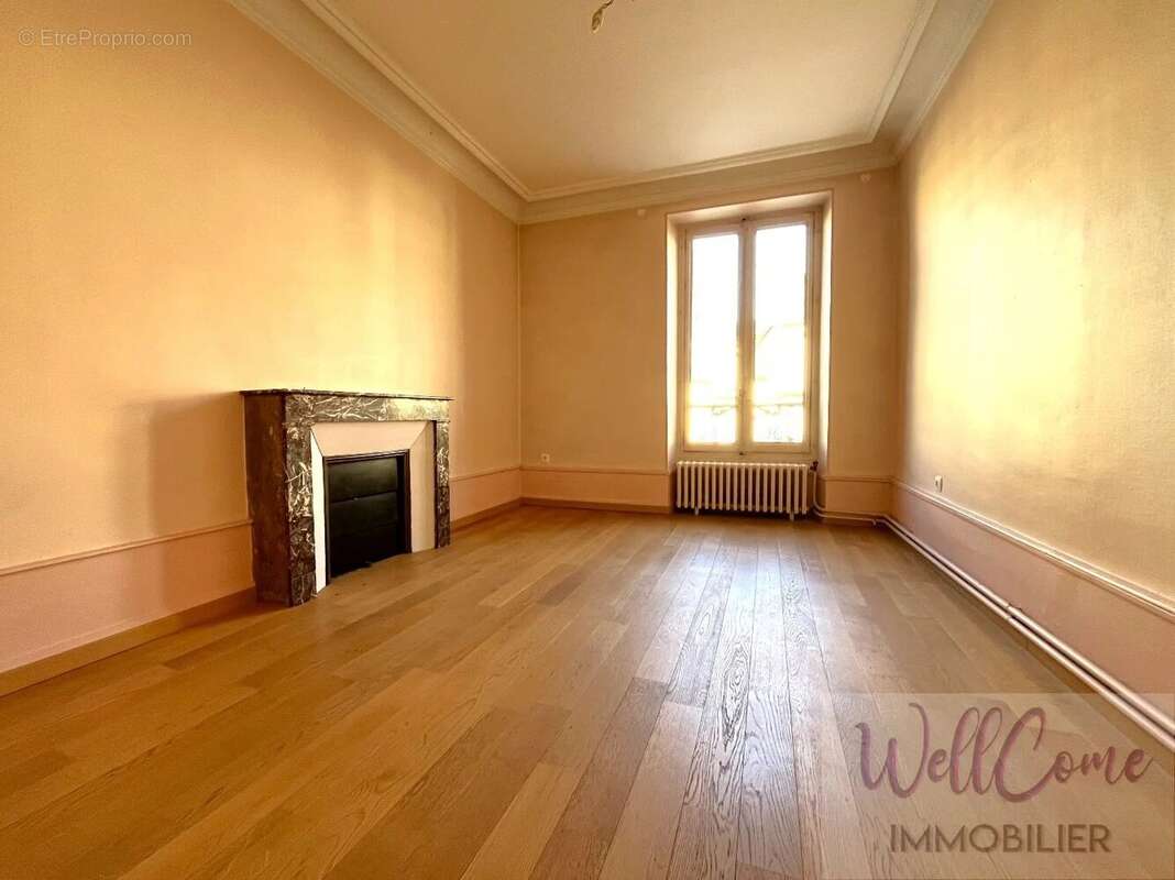 Appartement à AIX-LES-BAINS