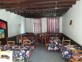 Immeuble de rapport! plein centre ville :bar et restaurant avec locataire occupant!! - photo 3