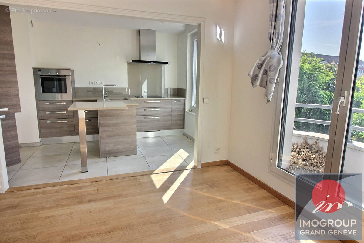 Appartement à DIVONNE-LES-BAINS