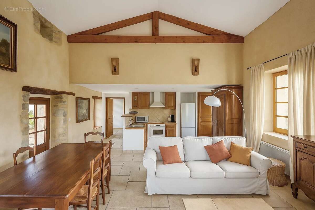 Maison à FORCALQUIER