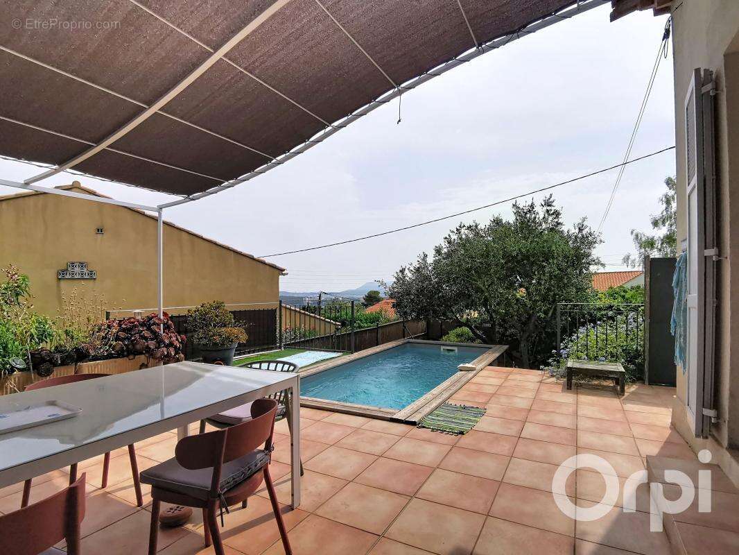 Maison 4 pièces avec piscine et vue mer – Toulon Les 4 chemins - photo 3