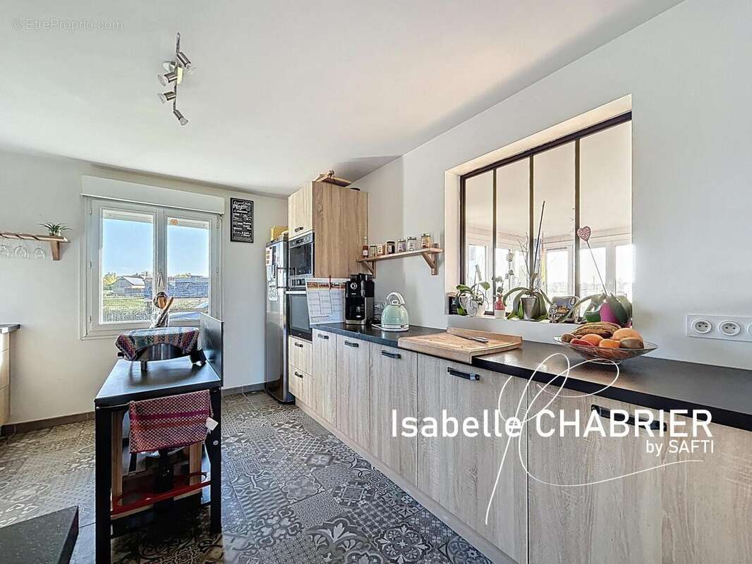 Photo 2 - Maison à LEZIGNE