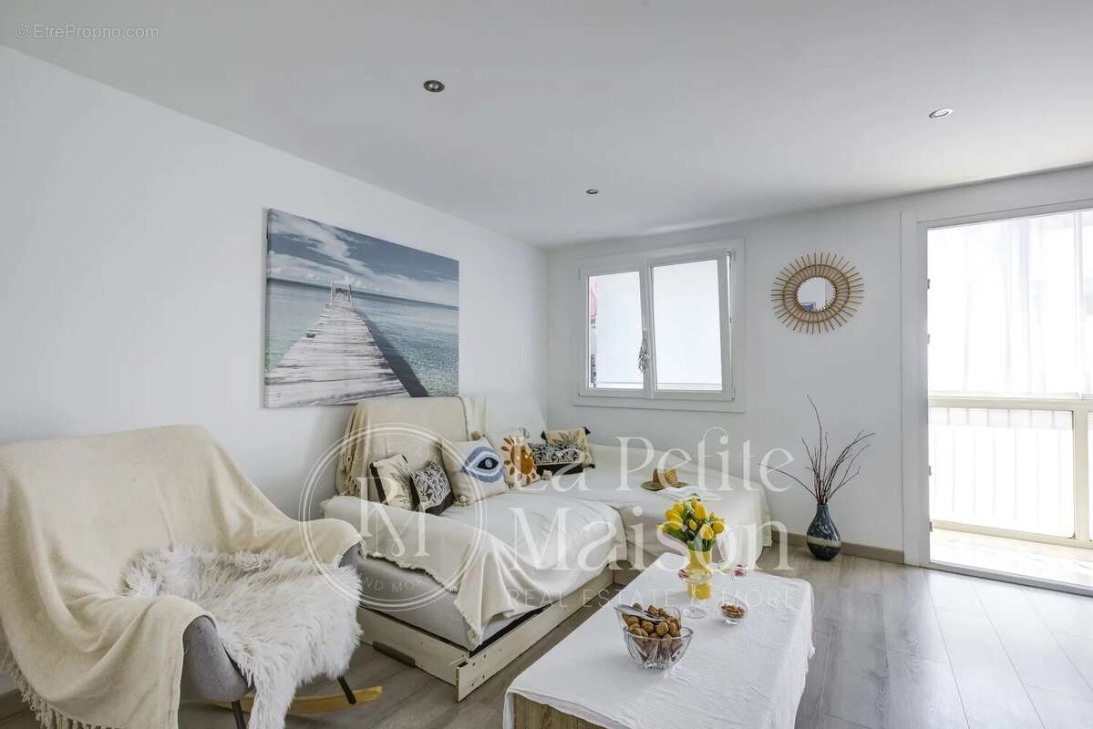 Appartement à CAGNES-SUR-MER