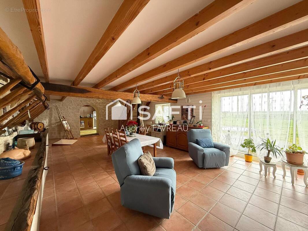Photo 1 - Maison à THENEZAY