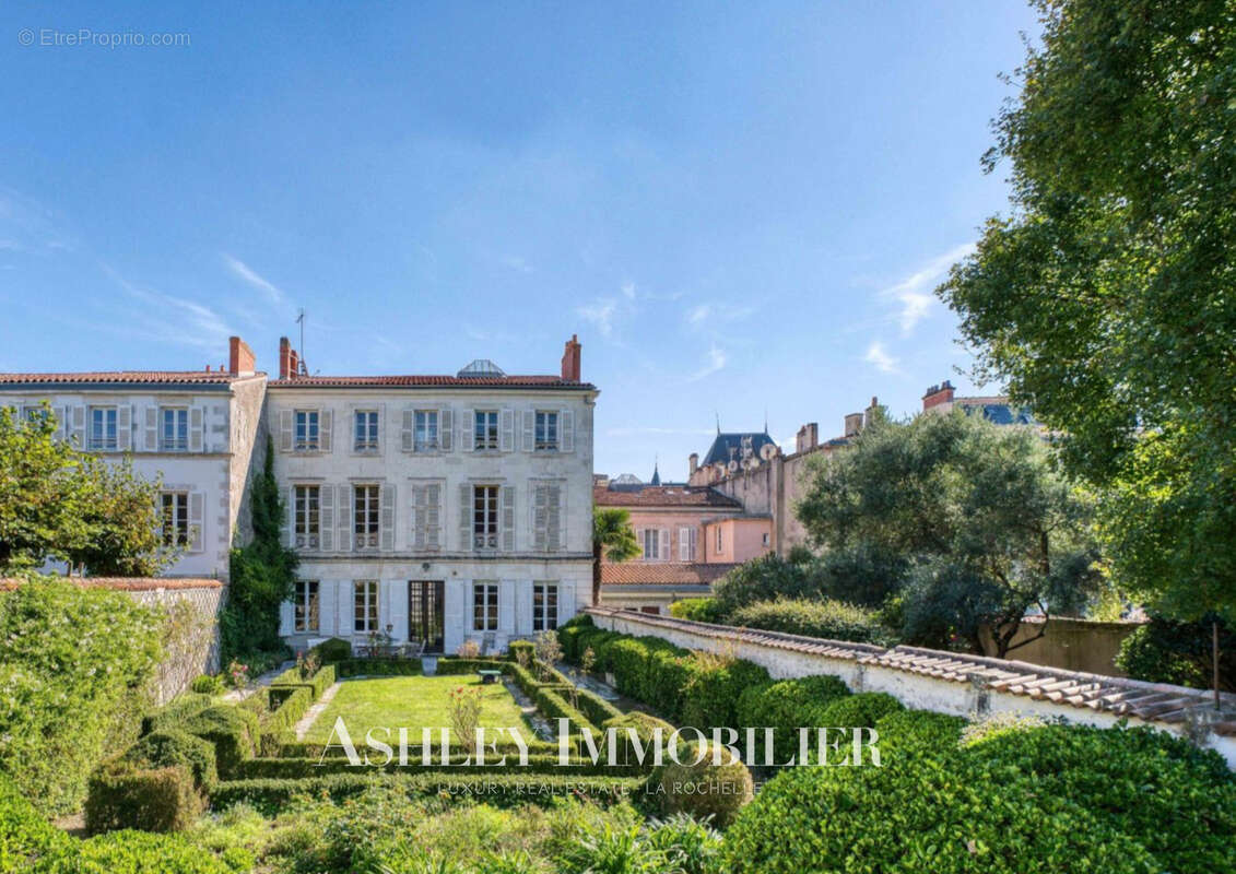 Maison à LA ROCHELLE