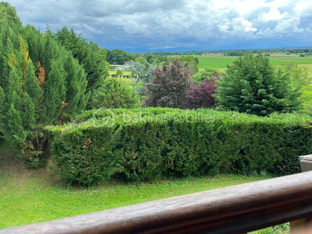 Maison à LACASSAGNE