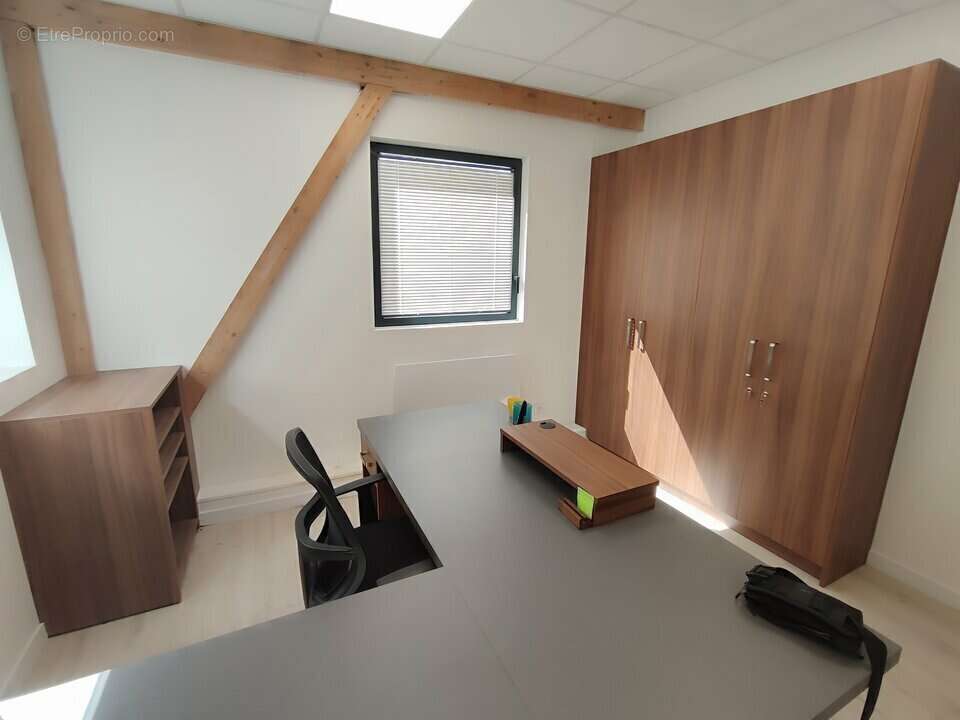 Autre à LA TOUR-DU-PIN