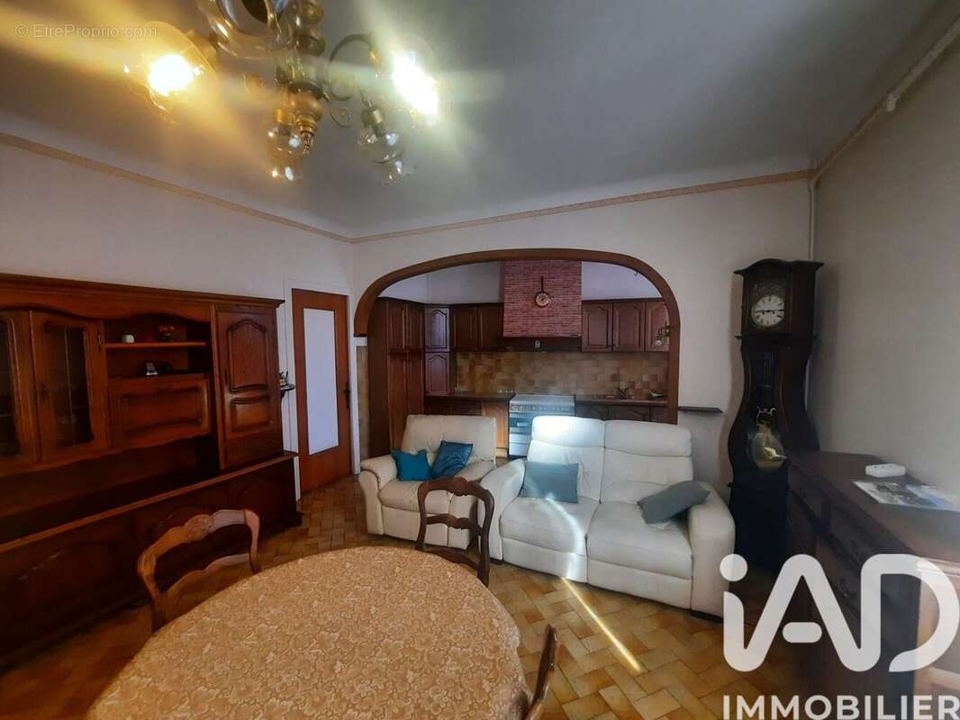 Photo 2 - Maison à CHATEAU-ARNOUX-SAINT-AUBAN