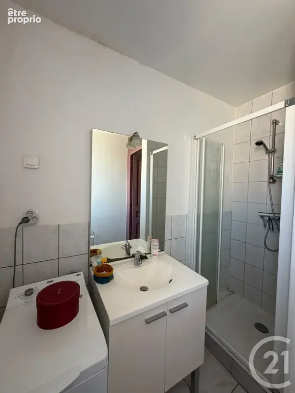 Appartement 58 m² à Annonay  - photo 7