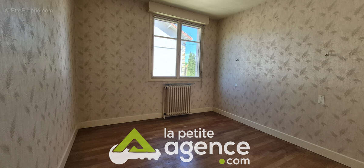 Maison à PREMILHAT