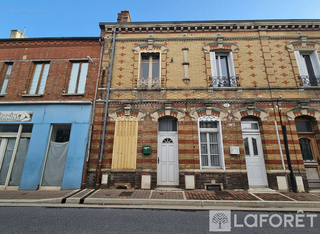 Maison à ROMILLY-SUR-SEINE