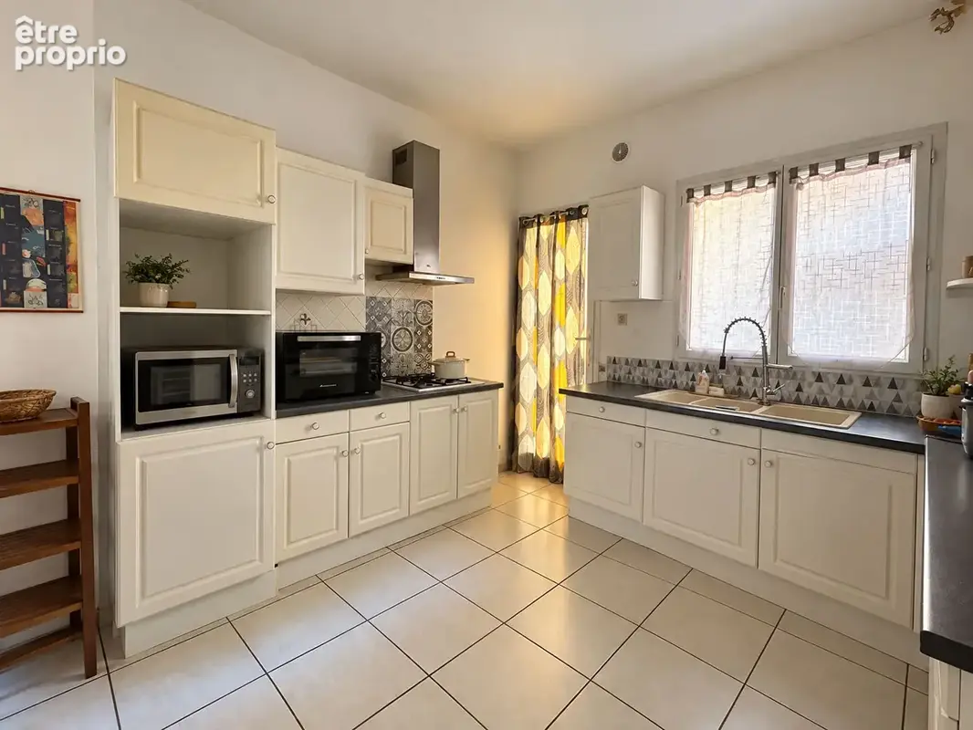 Immeuble - Béziers - 6 pièces - 206 m2 - photo 8