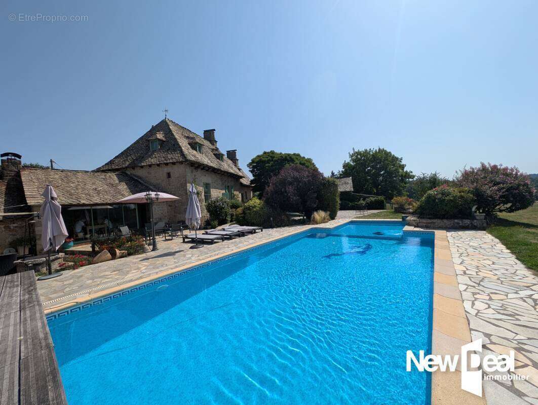 Maison à SERVIERES-LE-CHATEAU