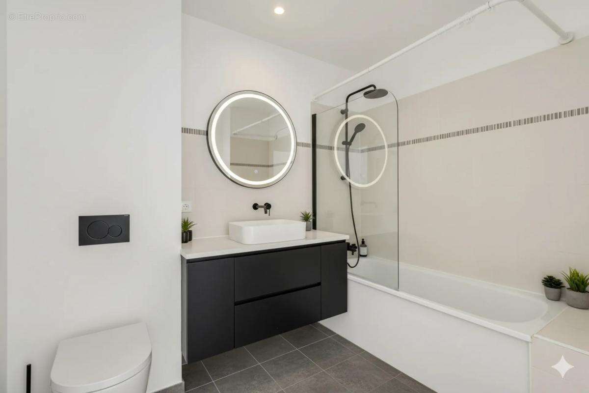 Appartement à AUBERVILLIERS