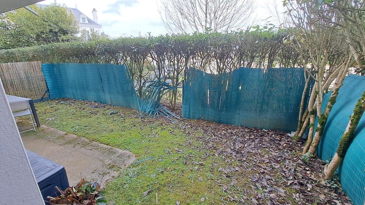 jardinet côté ouest - Appartement à POITIERS