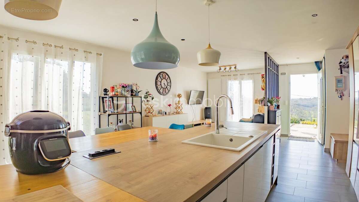 Maison à SAINT-BENIN-D'AZY