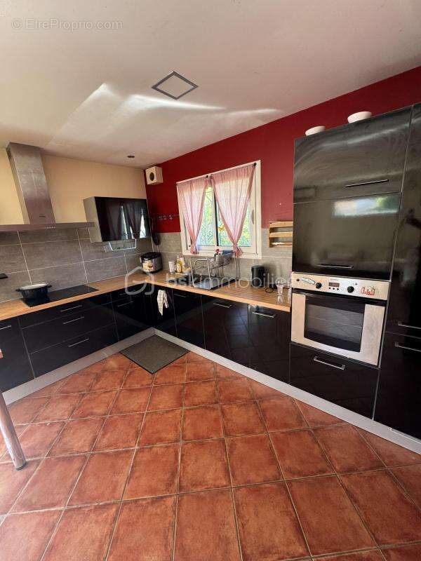 Maison à VILLENEUVE-LES-BEZIERS