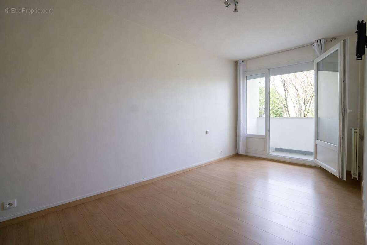 Appartement à BONDY