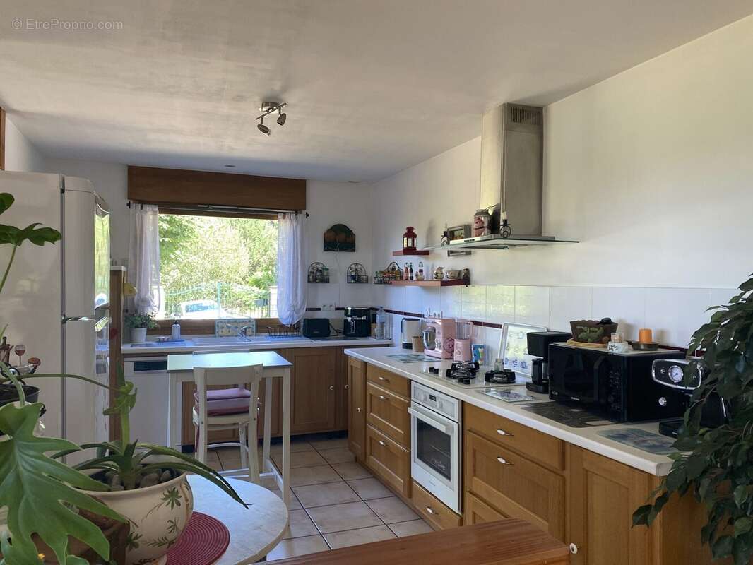Maison 98 m² à Peyrelevade  - photo 8