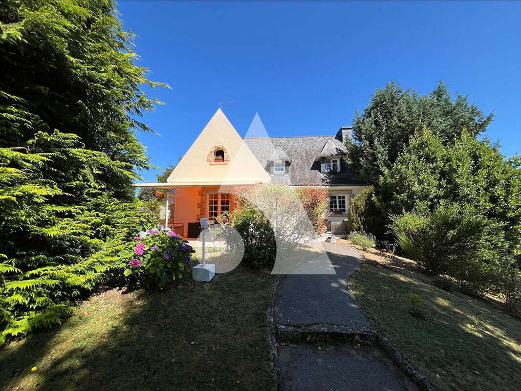 Maison à LANDEVANT