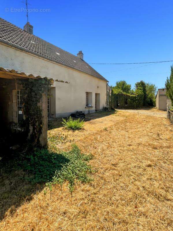 Amoureux de la rénovation, ce projet est fait pour vous à Chavannes - photo 6