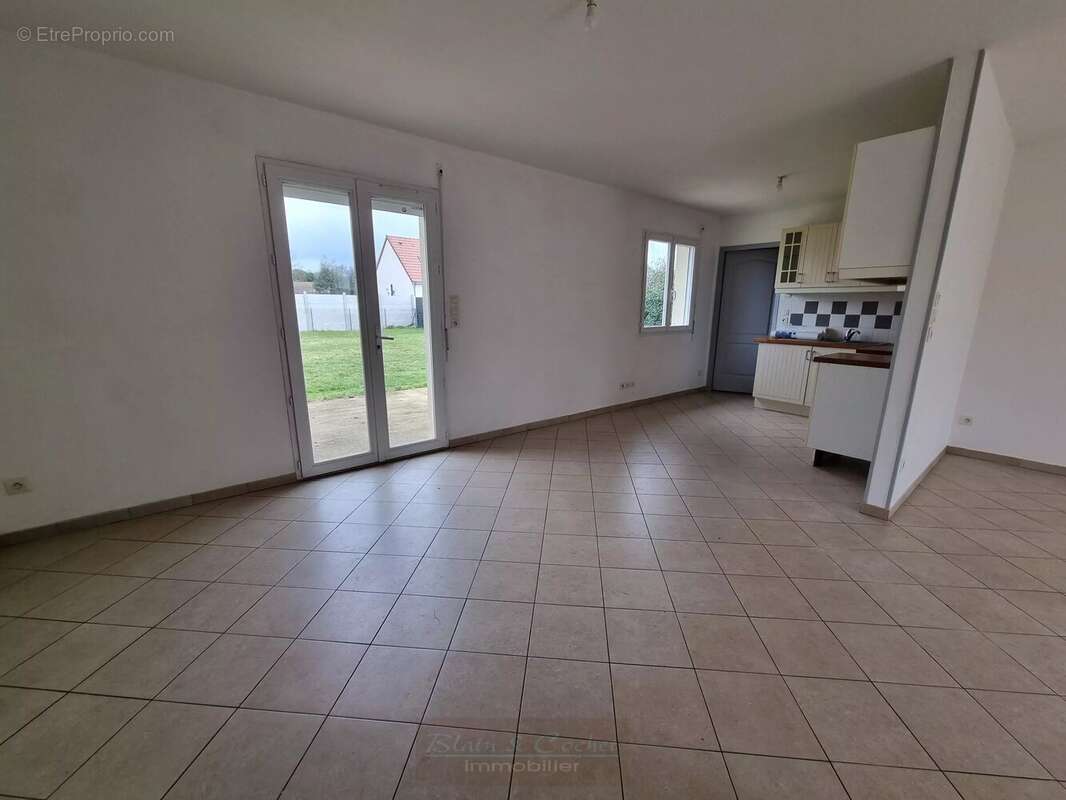 Maison à CORQUILLEROY