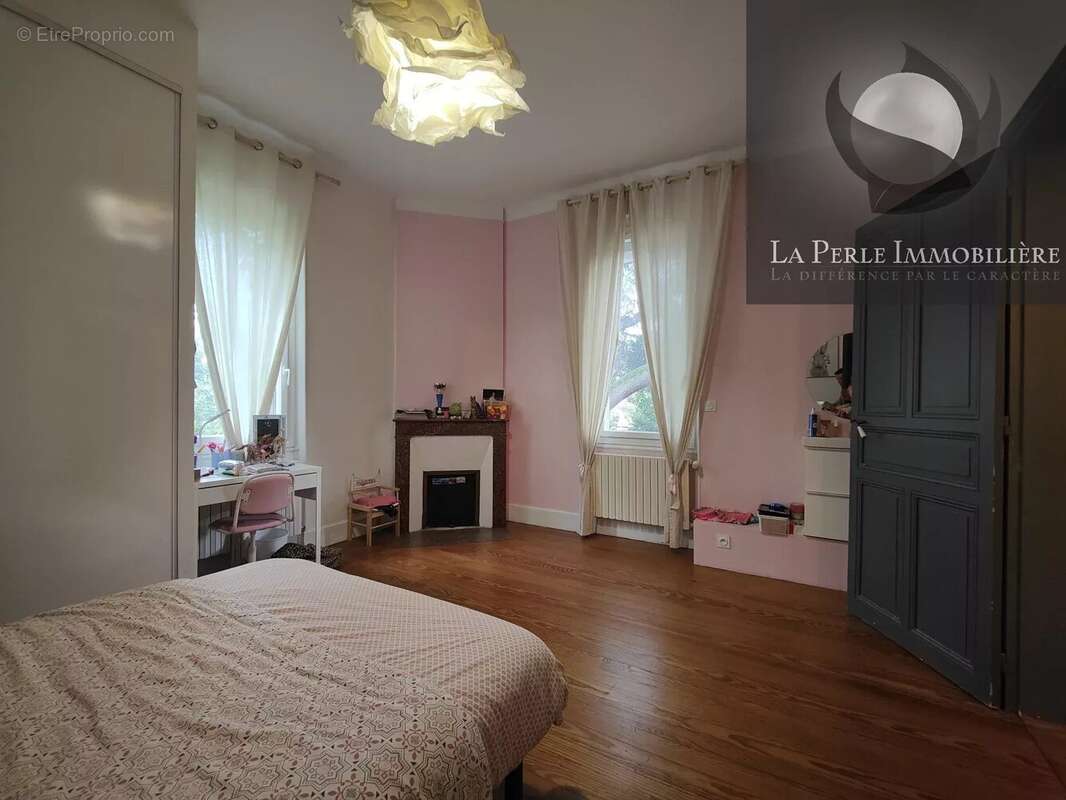 Maison 200 m² à Montauban  - photo 17