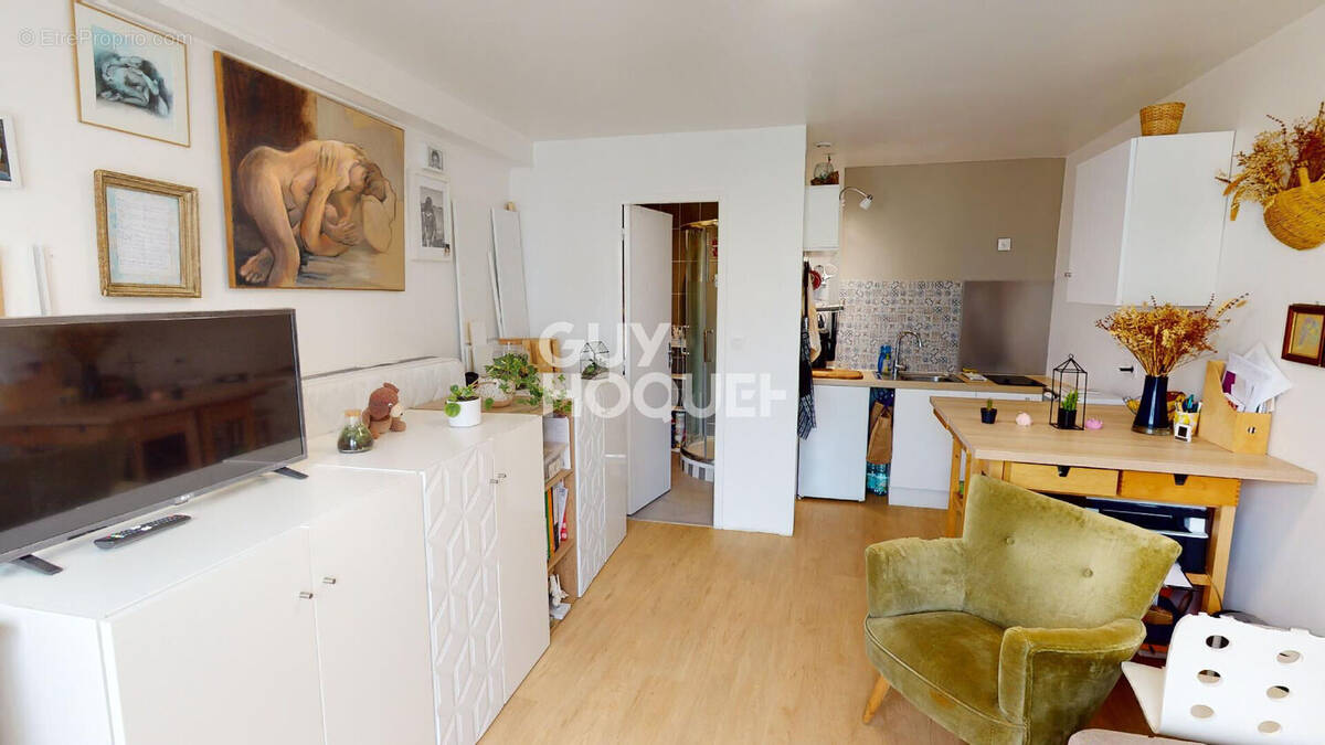 Appartement à LIMOURS