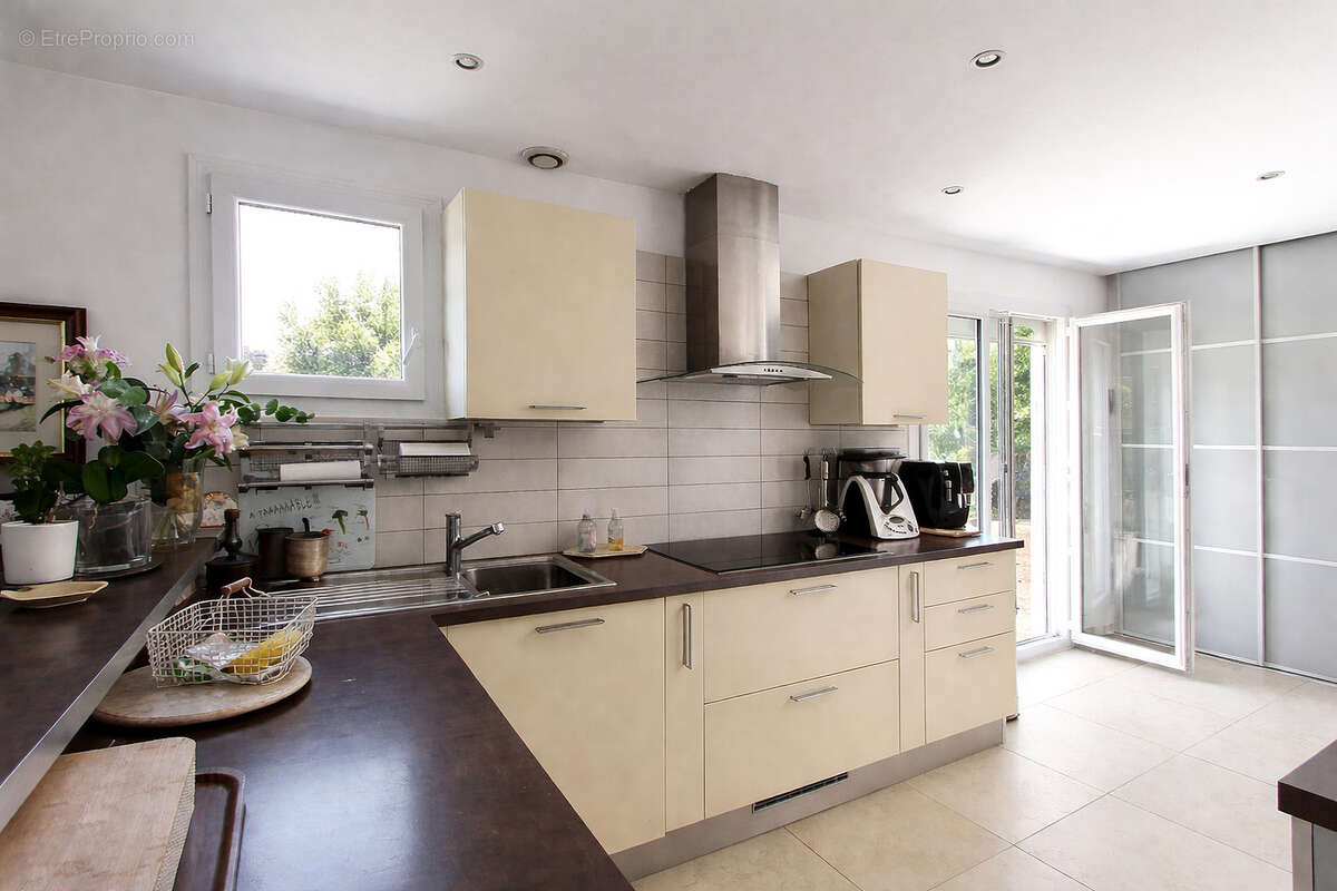 Appartement à LA COLLE-SUR-LOUP