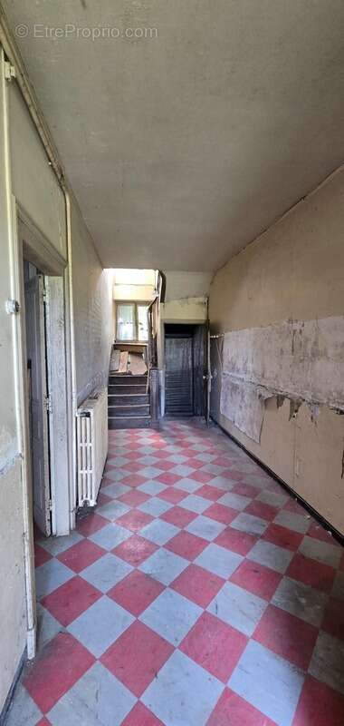 Maison à BENEVENT-L'ABBAYE