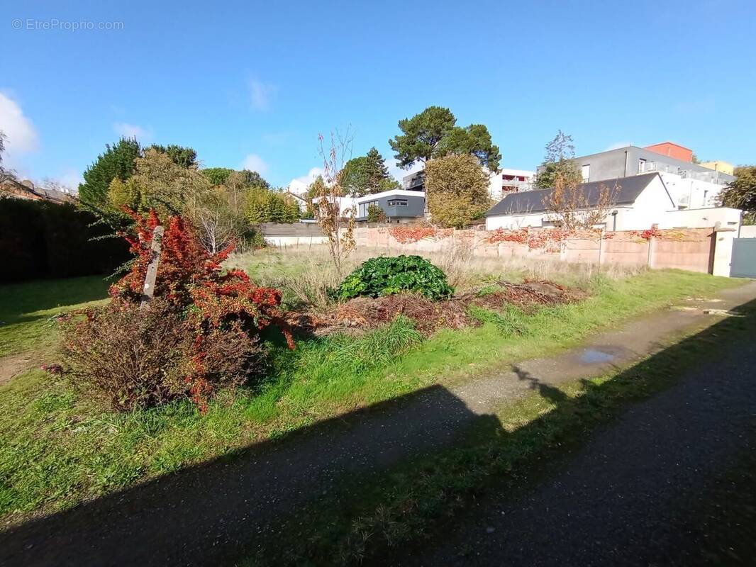 Terrain à SAINT-HERBLAIN