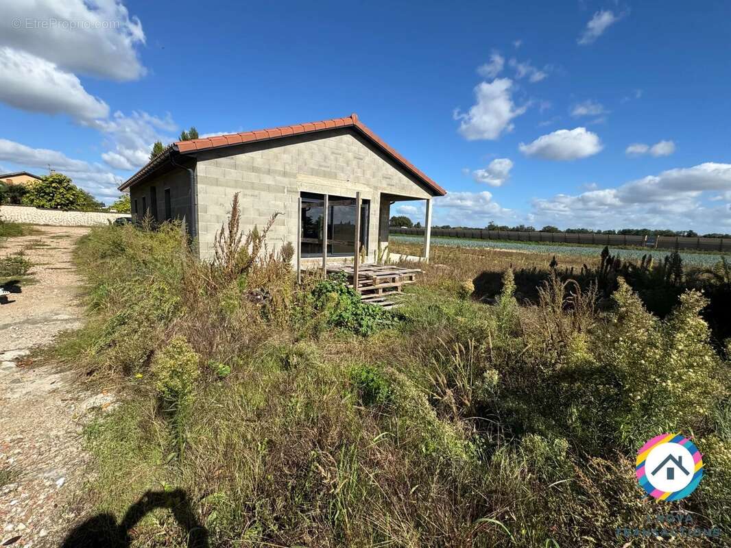 Maison à SAINT-GEORGES-DE-RENEINS
