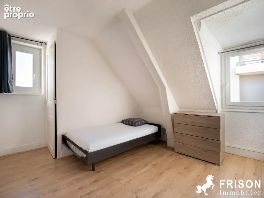 Appartement 3 pièces 72 m² à vendre à Evian-Les-Bains (74500) - photo 9